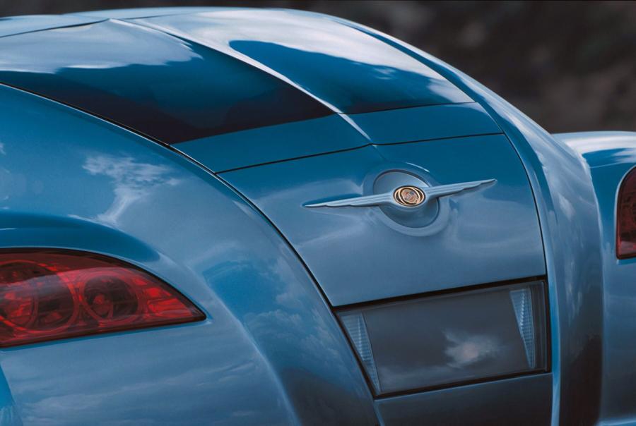 Детали экстерьера Chrysler Crossfire Concept 2001 года  (фото 6 из 10)